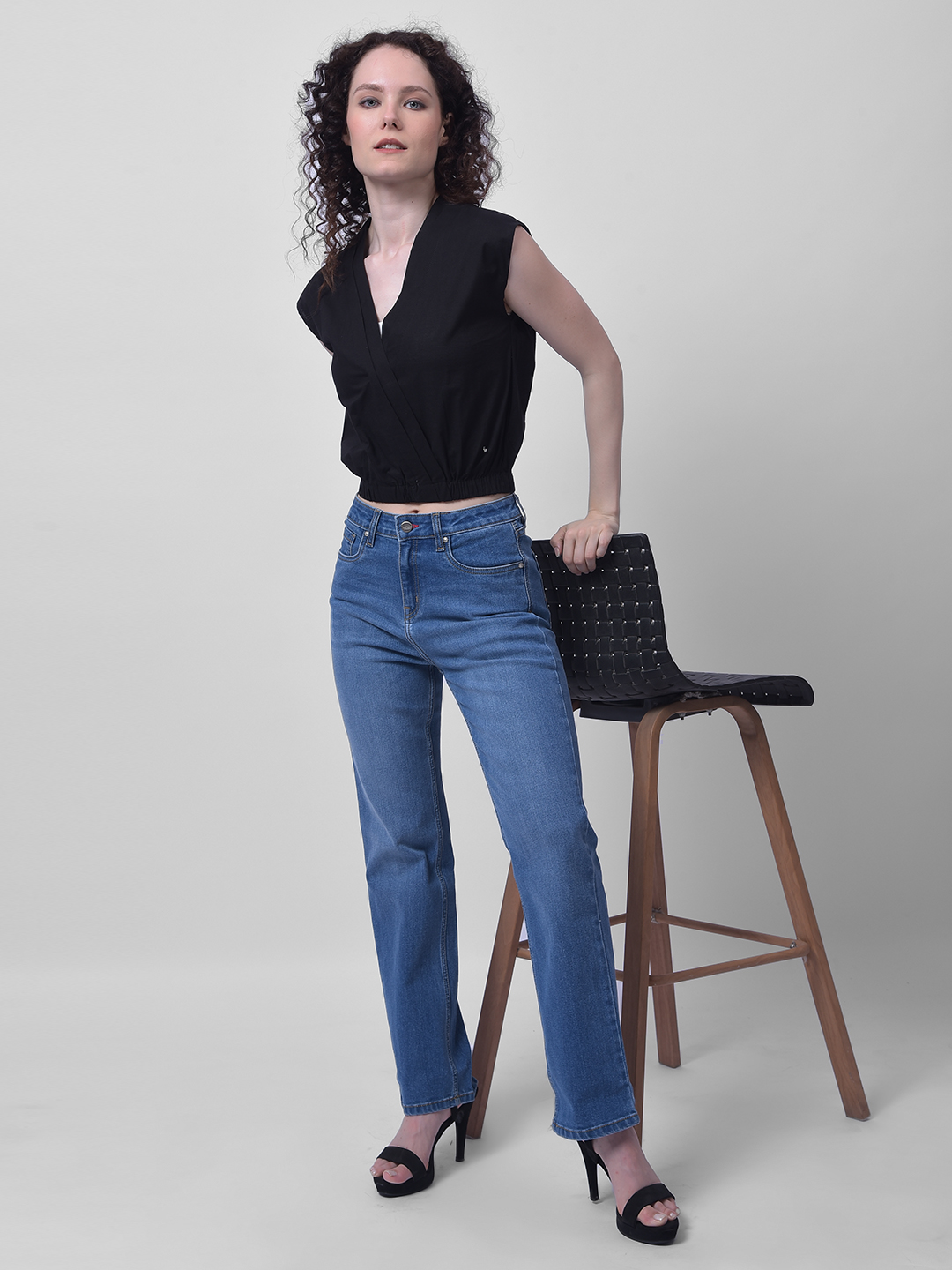 Numero Uno Women Black Sleeveless V-Neck Crop Top